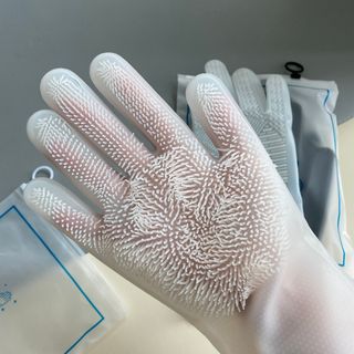 나무드 [매직싹싹] 고급형 친환경 실리콘 수세미 미끄럼방지 고무장갑 투명 1개 + 블랙 1개 캠핑용 야외 설거지 — 5점을 준 리뷰어가 2021년 9월 올린 사용 사진