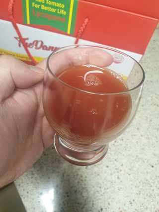 제이제이바이오 더단마토 프리미엄주스 100ml 30팩입 - 무설탕 스테비아 토마토즙 — 5점을 준 리뷰어가 2021년 12월 올린 사용 사진