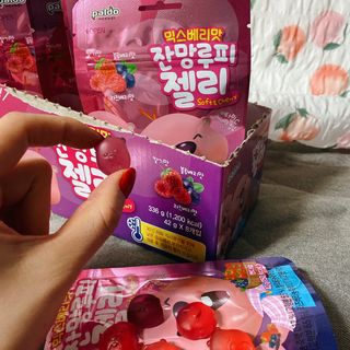 [팔도] 잔망루피젤리 믹스베리맛 42g 8개 — 4점을 준 리뷰어가 2022년 1월 올린 사용 사진