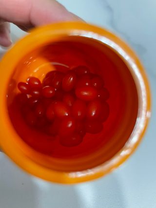 앙팡 츄어블 비타민D 1000 IU 130mg x 90정 — 4점을 준 리뷰어가 2022년 10월 올린 사용 사진
