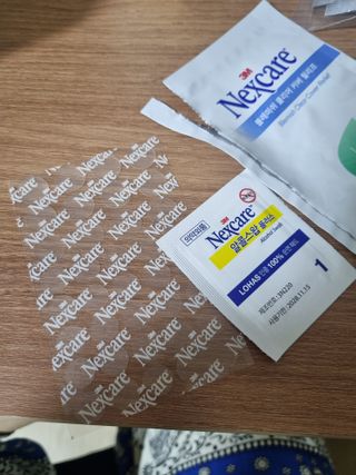 3M 넥스케어 블레미쉬 여드름패치 릴리프 111매(짜기 전 케어) +알코올스왑 증정 — 5점을 준 리뷰어가 2024년 6월 올린 사용 사진