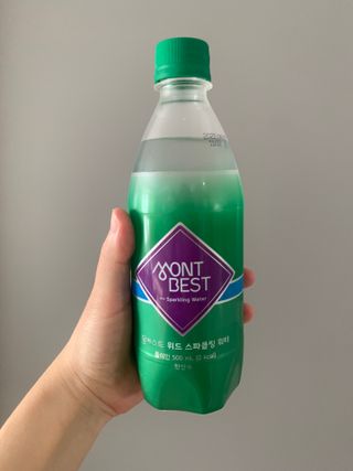 몽베스트 Montbest with Sparkling water Plain 20병 — 5점을 준 리뷰어가 2021년 11월 올린 사용 사진