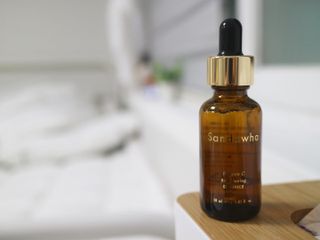 스킨큐어 산다화 비타민c 화이트닝 에센스 30ml — 5점을 준 리뷰어가 2023년 9월 올린 사용 사진