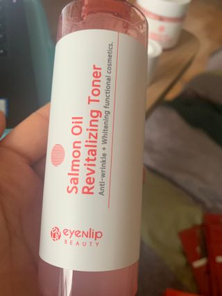 아이앤립 / EYENLIP 아이앤립 연어오일 리바이탈라이징 토너+앰플+크림 3종 세트 — 5점을 준 리뷰어가 2021년 5월 올린 사용 사진