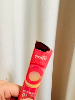 인디닥터 면역 생생 핑크 이뮨 젤리 + 타이탄 BCAA 프로틴 젤리스틱 — 4.5점을 준 리뷰어가 2022년 5월 올린 사용 사진