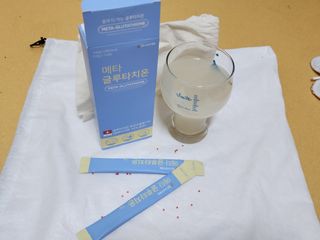 메타웰빙 GC녹십자웰빙 메타 글루타치온 — 4.5점을 준 리뷰어가 2022년 10월 올린 사용 사진