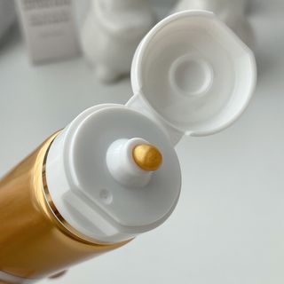 스킨클로저 바르바 프리미엄 골드리프팅팩 바르바 골드리프팅팩 — 5점을 준 리뷰어가 2022년 10월 올린 사용 사진