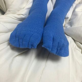 카우아이 필라테스 기어 / 스튜디오 운동을 도와주는 일체형 논슬립 발가락 양말 — 5점을 준 리뷰어가 2020년 12월 올린 사용 사진