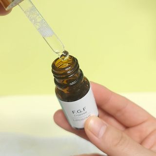 랑팡 EGF+FGF 10ppm 리포좀 앰플 원액 10ml — 5점을 준 리뷰어가 2021년 11월 올린 사용 사진