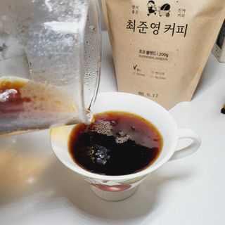 소담스퀘어 상암 최준영 커피 초코 블렌드(홀빈/드립분쇄 택 1) — 5점을 준 리뷰어가 2022년 11월 올린 사용 사진