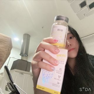 작심연구소 구취제거+충치예방+치아화이트닝 마법의 캔디 덴티팝3종(맛 랜덤 발송) — 4점을 준 리뷰어가 2022년 5월 올린 사용 사진