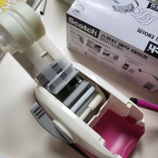3M 한번의 터치로 깔끔하게 착! 원터치 테이프 디스펜서 — 5점을 준 리뷰어가 2023년 7월 올린 사용 사진