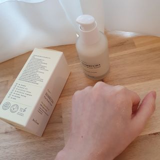 허블룸 콤부차 플랜트바이옴 비건 세럼 & 베지비타민앰플 — 5점을 준 리뷰어가 2021년 3월 올린 사용 사진