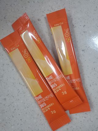 [닥터루템]맛있는 파인애플맛 과채효소 THE파이토엔자임365 1box (30포) — 5점을 준 리뷰어가 2022년 10월 올린 사용 사진