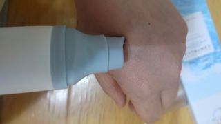 [스킨1004] 마다가스카르 센텔라 히알루-시카 워터핏 선세럼 50ml — 5점을 준 리뷰어가 2024년 5월 올린 사용 사진
