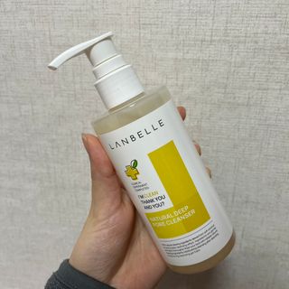 랑벨 내츄럴 딥 포어 클렌저 210ml (저자극 약산성 천연 클렌징 젤) — 5점을 준 리뷰어가 2022년 4월 올린 사용 사진