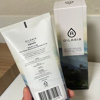 오일아리아 뉴트리 모이스처라이징 세사미 씨드 오일로션 & 데일리 디톡스 세사미 그라운즈 바디스크럽 — 5점을 준 리뷰어가 2023년 7월 올린 사용 사진