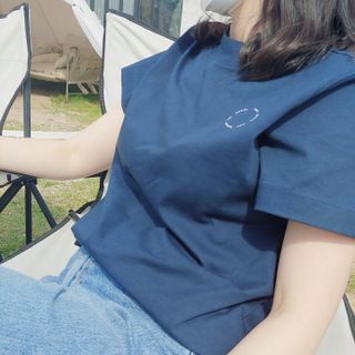 로서울 High Neck T-Shirt Navy, Gray — 5점을 준 리뷰어가 2021년 5월 올린 사용 사진