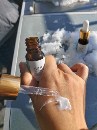 랑팡 EGF+FGF 10ppm 리포좀 앰플 원액 10ml — 5점을 준 리뷰어가 2021년 12월 올린 사용 사진