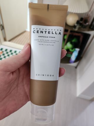 스킨1004 [SKIN1004] 마다가스카르 센텔라 앰플 폼 125ml — 5점을 준 리뷰어가 2024년 8월 올린 사용 사진