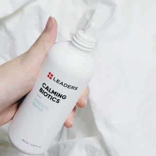 리더스코스메틱 리더스 카밍 바이오틱스 에센스 워터 — 5점을 준 리뷰어가 2021년 12월 올린 사용 사진