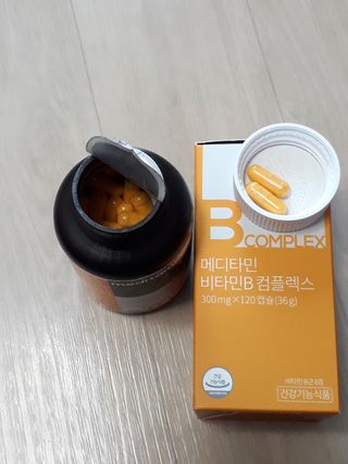 메디타민 비타민B 컴플렉스 — 5점을 준 리뷰어가 2021년 3월 올린 사용 사진