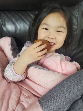 [메종콜리브리] 프랑스 마들렌 메종콜리브리 플레인 마들렌 2팩 — 5점을 준 리뷰어가 2022년 4월 올린 사용 사진
