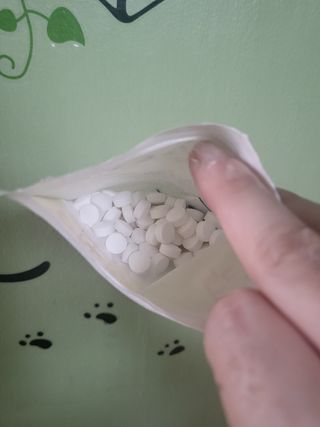 녹다 츄츄고체치약 150정 프로폴리스 죽염 씹는 치약 — 5점을 준 리뷰어가 2022년 12월 올린 사용 사진