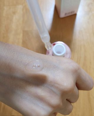 나우 [리브엠] 123억개 엑소좀으로 채운 눈부신 광채, 엑소코어 화이트닝 텐션 앰플 — 5점을 준 리뷰어가 2023년 6월 올린 사용 사진