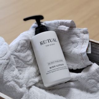 레츄얼 더 센트 바디로션 시크릿 파라다이스(500ml) — 5점을 준 리뷰어가 2022년 6월 올린 사용 사진