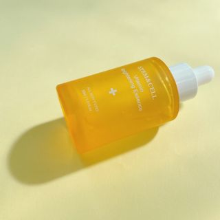 체르엠 스템앤셀 비타민 브라이트닝 에센스 30ml 1개 — 5점을 준 리뷰어가 2021년 9월 올린 사용 사진