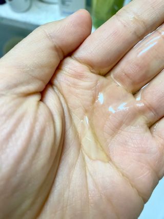 스킨큐어 산다화 순한 클렌징 동백 오일 200ml — 5점을 준 리뷰어가 2023년 3월 올린 사용 사진