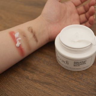 플레라디 에델바이스 모이스처 클렌징 밤 — 5점을 준 리뷰어가 2021년 5월 올린 사용 사진