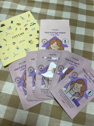 세뚜아(Cettua) 나우[세뚜아] 비타풀 아이 패치 Cettua Vita-Full Eye Patch — 5점을 준 리뷰어가 2024년 3월 올린 사용 사진