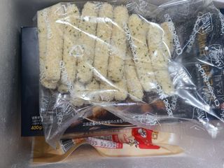 디케이식품(주) 고르곤졸라&모짜렐라 치즈스틱 400g — 5점을 준 리뷰어가 2023년 3월 올린 사용 사진