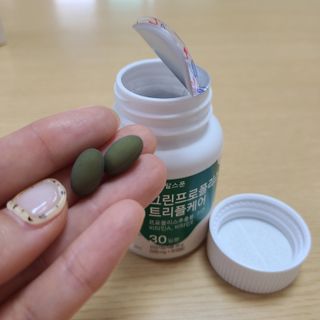 바이탈스푼 그린프로폴리스트리플케어 — 5점을 준 리뷰어가 2021년 6월 올린 사용 사진