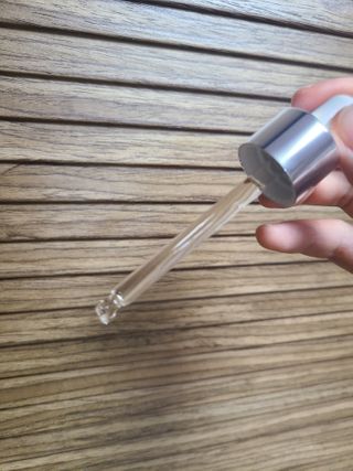로자펠로 시카 앰플 50ml EGF 재생 미백 비타민 — 5점을 준 리뷰어가 2021년 2월 올린 사용 사진
