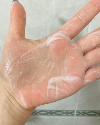 닥터에프파이브 젤리스크럽 소프트 클렌징폼 120ml — 4.5점을 준 리뷰어가 2022년 7월 올린 사용 사진