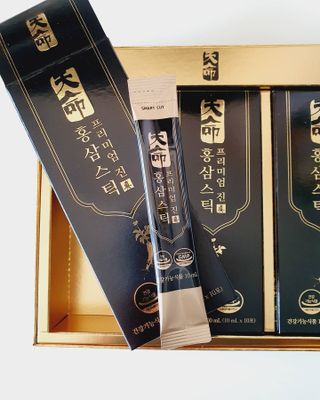 헬스업_천명진프리미엄홍삼스틱_10ml x 30포 — 5점을 준 리뷰어가 2021년 3월 올린 사용 사진