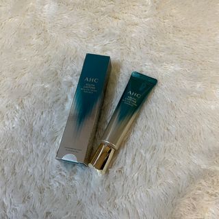 [NEW 탄력유턴 아이크림] AHC 유스 래스팅 리얼 아이크림 포 페이스 — 5점을 준 리뷰어가 2021년 3월 올린 사용 사진