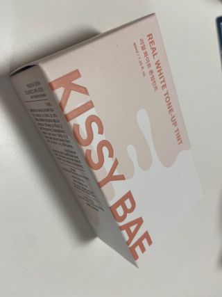 KISSY BAE 키시베이 키시베이 리얼화이트 톤업틴트 — 5점을 준 리뷰어가 2021년 7월 올린 사용 사진