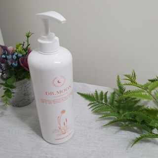 프리[닥터문] 유산균 락토케어 질경초 여성청결제 1000ml (젤타입) — 5점을 준 리뷰어가 2022년 5월 올린 사용 사진