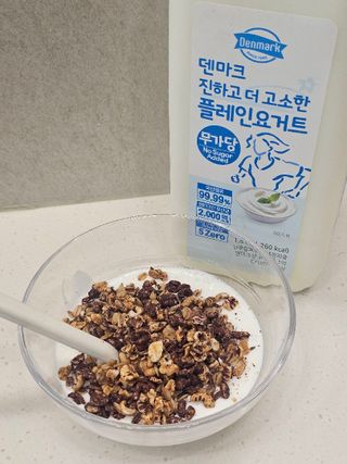 *구매평_[덴마크] 진하고 더 고소한 무가당 플레인 요거트 1.8L — 5점을 준 리뷰어가 2025년 11월 올린 사용 사진