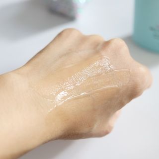 비알티씨 BRTC 파워 옴므 올인원 솔루션 200ml — 5점을 준 리뷰어가 2022년 12월 올린 사용 사진