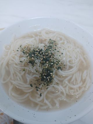 [한면원] 잔치국수 2인분 — 4점을 준 리뷰어가 2022년 7월 올린 사용 사진