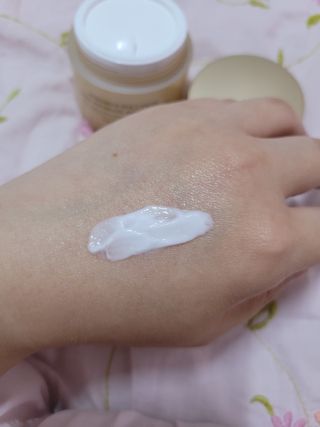 Dr.느루벗 느루벗 링클 솔루션 콘센트레이트 스네일 탄력 달팽이 크림 80g — 5점을 준 리뷰어가 2021년 5월 올린 사용 사진