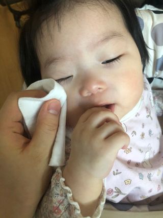 디어엘로디 프리미엄 유기농 베이비 솜티슈 40매 3 + 1 PACK — 5점을 준 리뷰어가 2021년 3월 올린 사용 사진