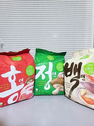 [풀무원] 자연은맛있다 정면, 백면, 홍면  세트 — 5점을 준 리뷰어가 2021년 4월 올린 사용 사진