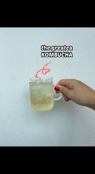 더그레잇티 콤부차 [매일유업] 더그레잇티 44kcal 콤부차 300ml *12개입 (오리지널 6개+베리리치 6개) — 5점을 준 리뷰어가 2023년 7월 올린 사용 사진