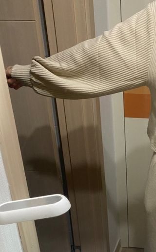 프런투라인 비마이 봄버 포켓 크롭 가디건 — 4.5점을 준 리뷰어가 2022년 3월 올린 사용 사진